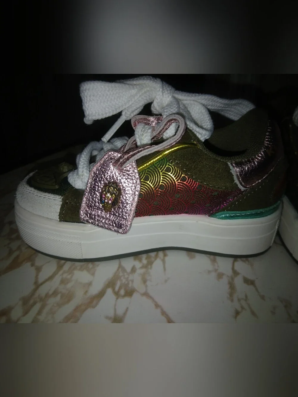 Southbank Tag Sneaker Kurt Geiger London. Obo